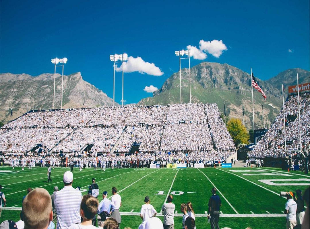 The 'Hopper Effect': How Height Shapes His Iconic Roles