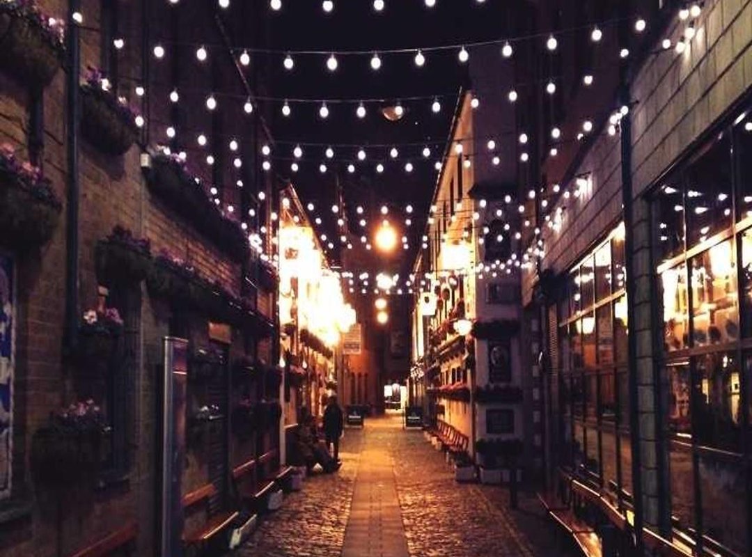 Showing Support from Abroad: Digital and Social Strategies